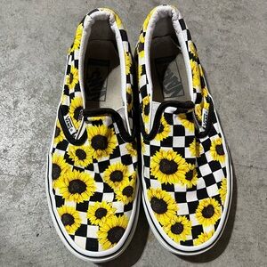 Sunflower 🌻 checkered Vans